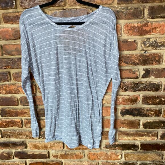 Marc New York Performance Gray Striped Twist Cut Out Open Back Top Size Small - Picture 1 of 7